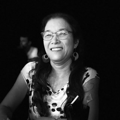 Khí chất phụ nữ - sức mạnh mạnh của sự dịu dàng   